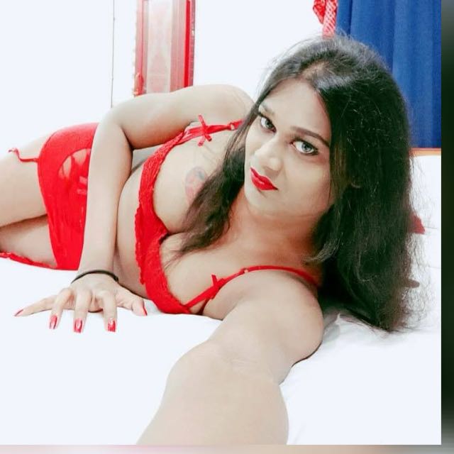 Moneeka 49