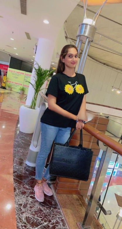 Aafiya 10