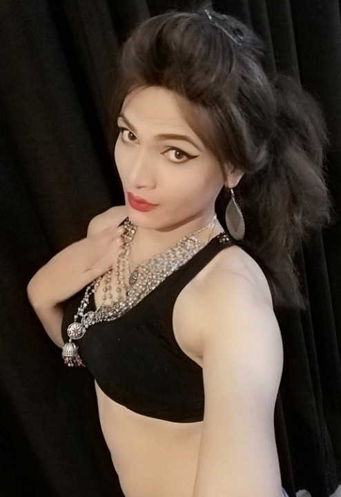 Vanessa 45