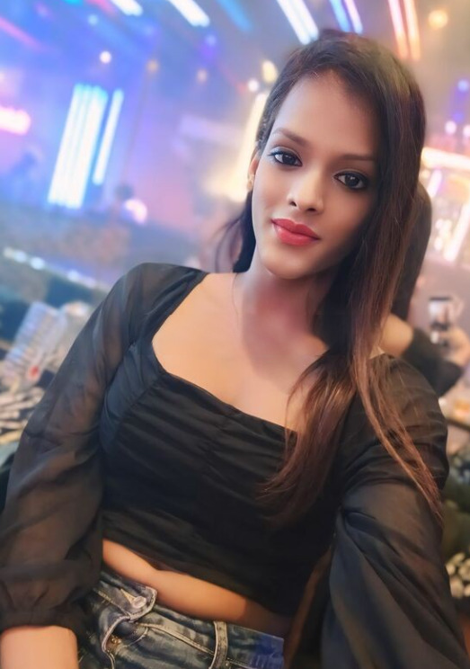 Heena 33
