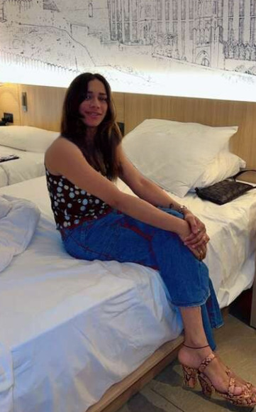 Zoya Sheikh 33