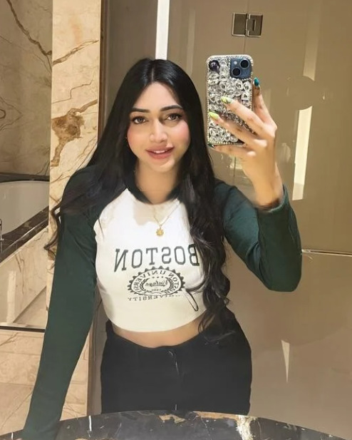 Neha 32