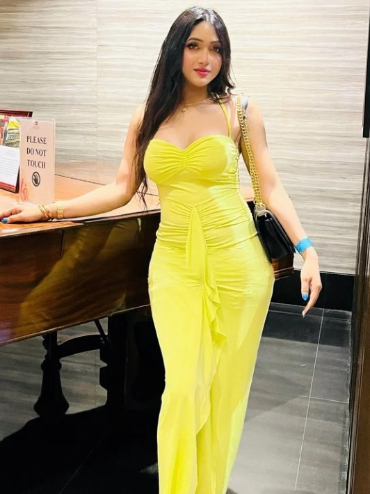 Neha 37