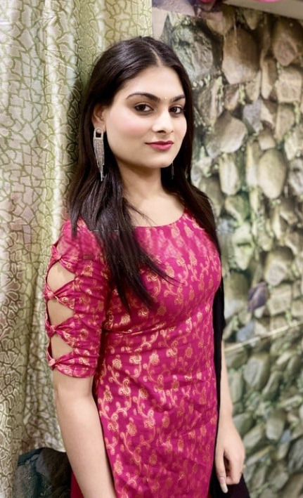 Nisha 23