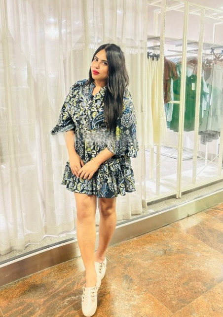 Surbhi 28