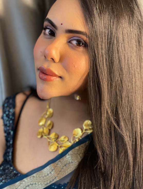 Surbhi 32