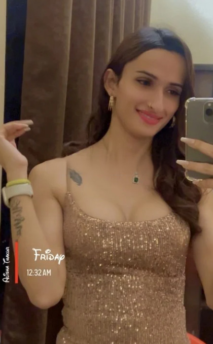 Alisha 46