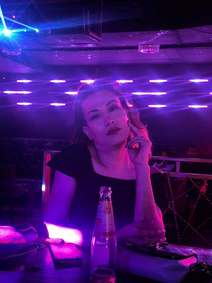 Leila 25