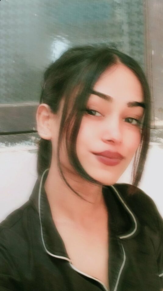 Maanvi 35
