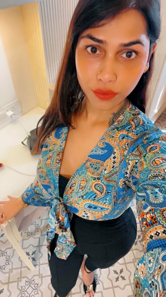 Saina 52