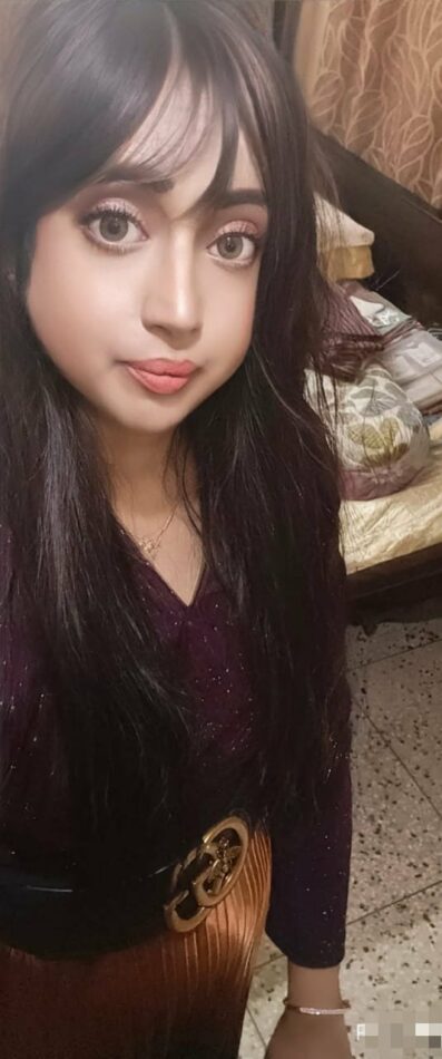 Shemale Sunayna 43