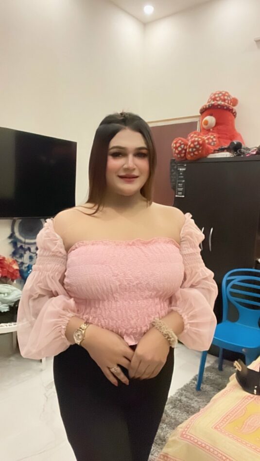 Shemale Sneha 37