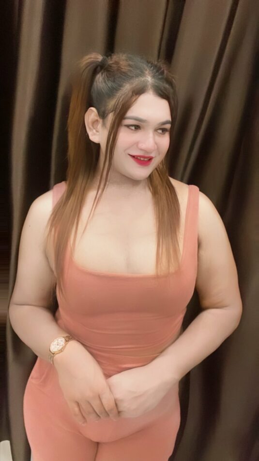 Shemale Sneha 32
