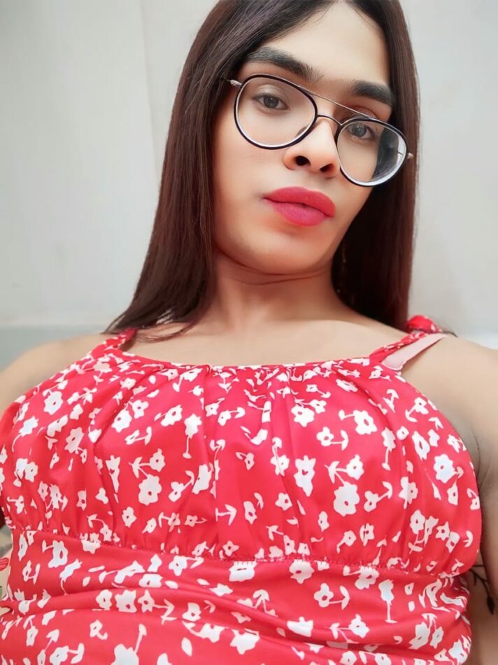 Queen Priya CD 4