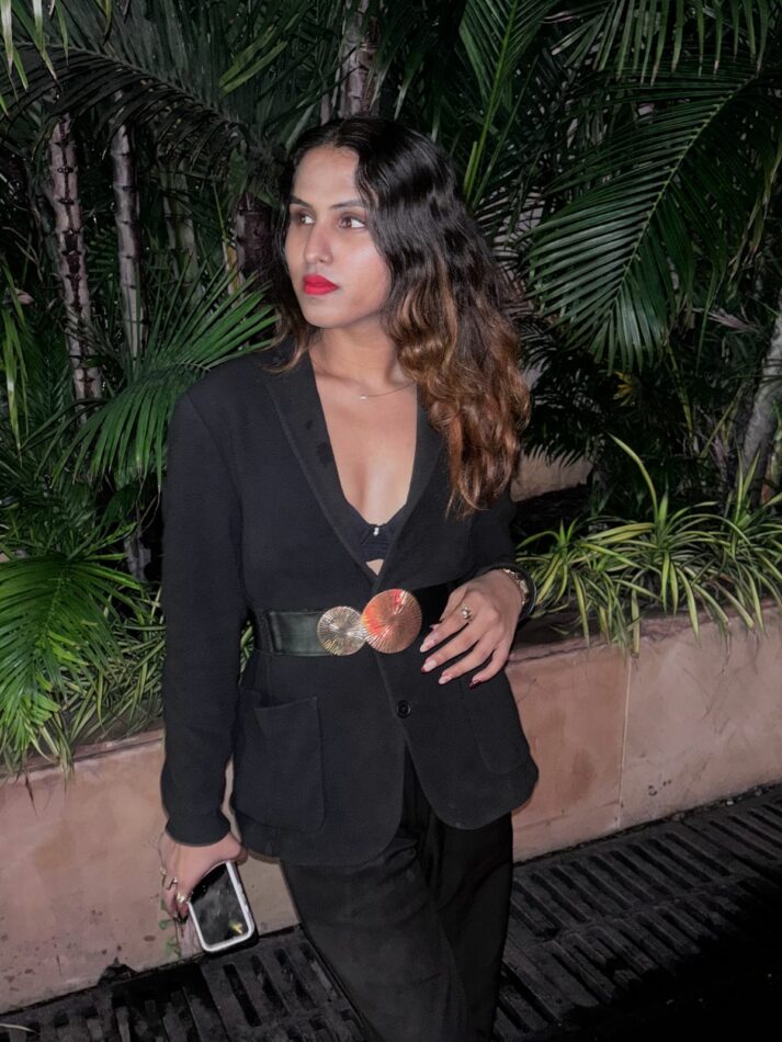 Aastha Shemale 5