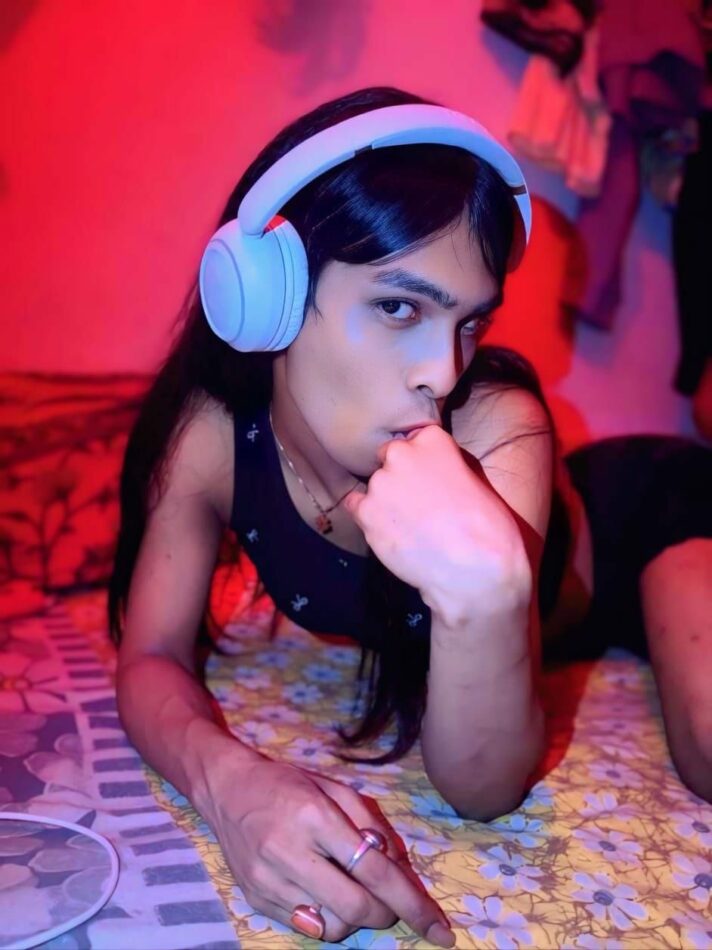 Priya Roy 7