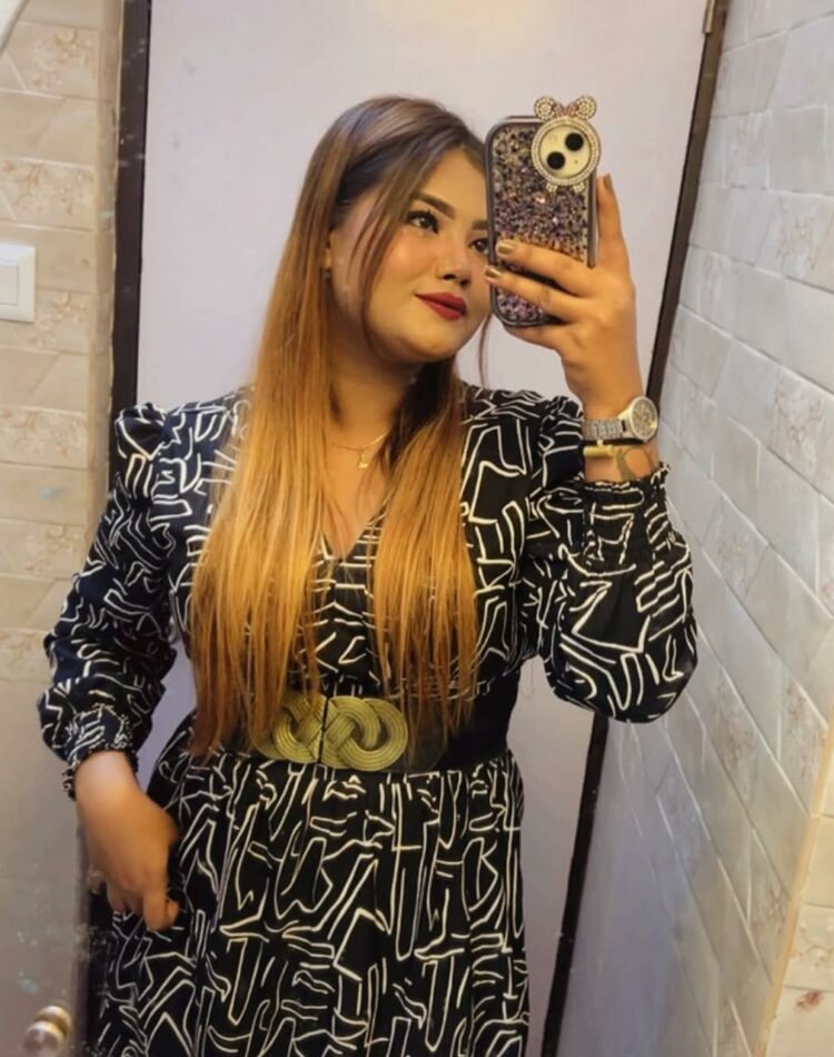Amisha Soni 5